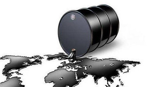 原油小幅收涨创近7年新高