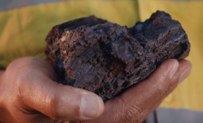 铁矿石价格“过山车”，一度跌幅超过50%，2022年将何去何从？(图3)