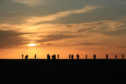上海贵金属交易所行情分析-今日国际期货行情！(图9)