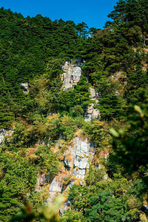 伦敦原油期货实时行情 纽约原油cfd期货行情！(图9)