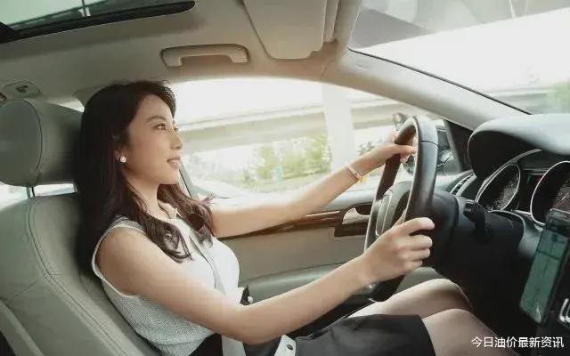 今日油价迎来大幅暴涨，调价后全国地区油价一览！