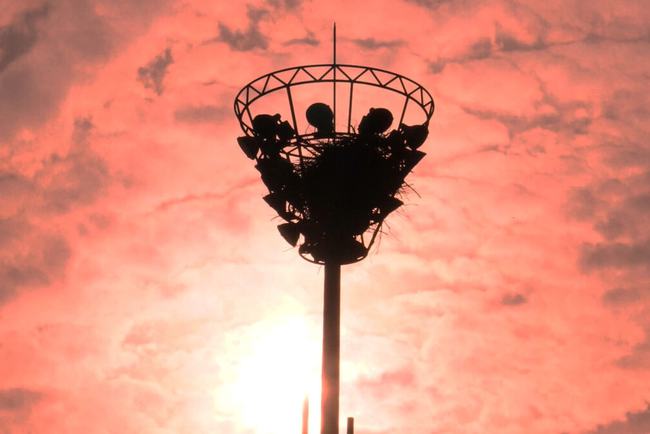 50etf期权在交易所开户有多少条门槛？在其他平台呢？(图1)